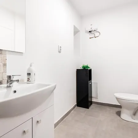 Berlin * בוקרשט